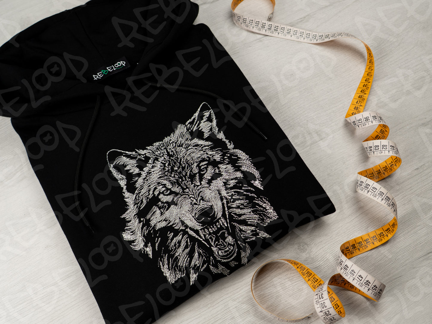 Wolf embroidered sweatshirt