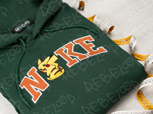 Felpa ricamata Pikachu